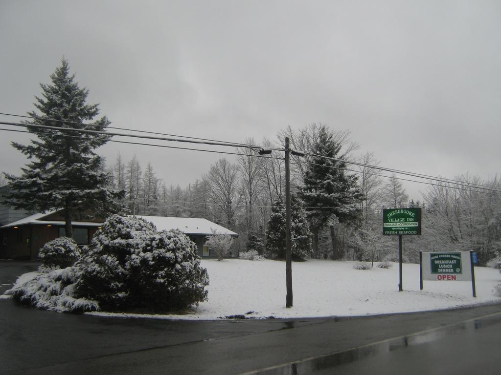 Sherbrooke Village Inn Exterior photo